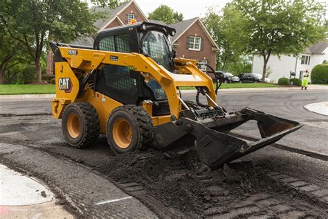 what kind of oil does a cat skid steer take|cat oils for sale.